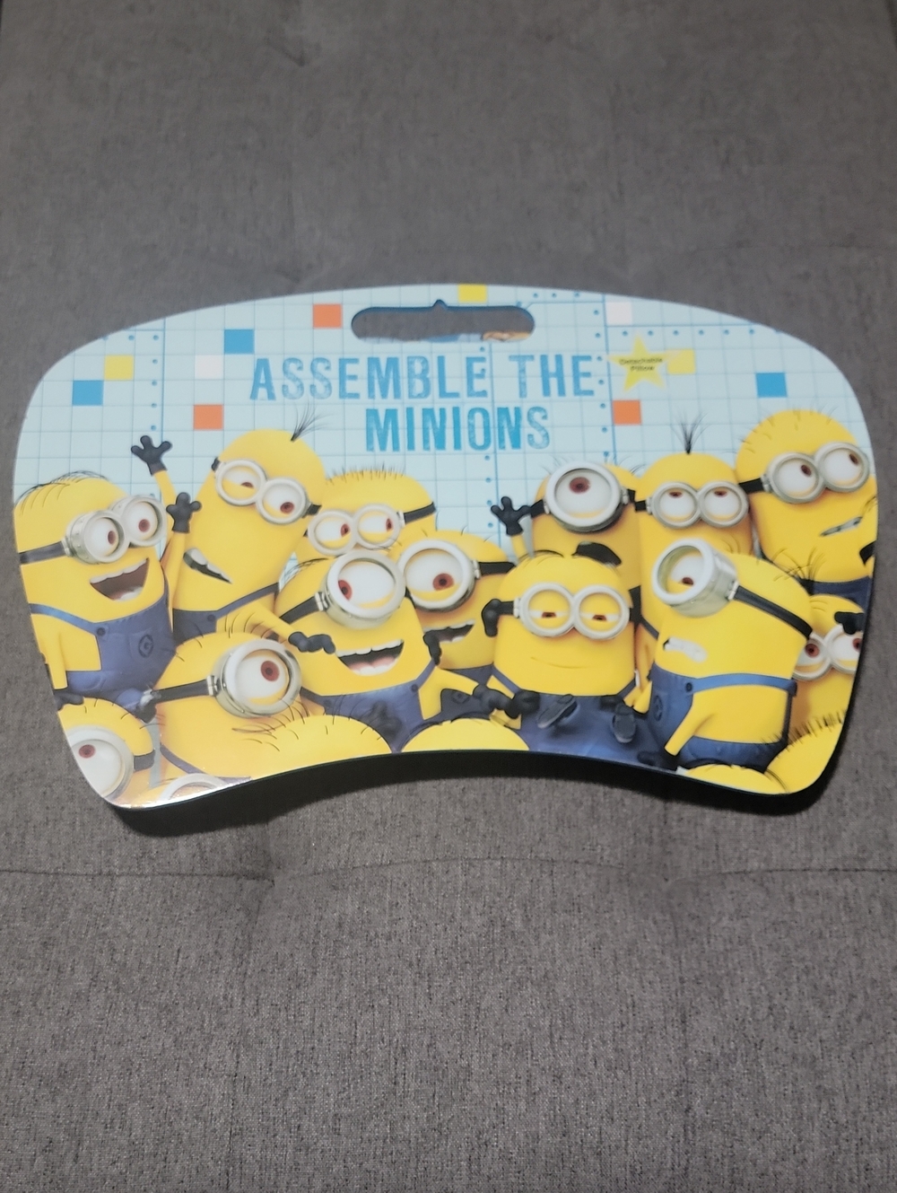 VTG 2015 Minions Wooden Lap Desk Detachable Pillow Zipper Storage Pocket